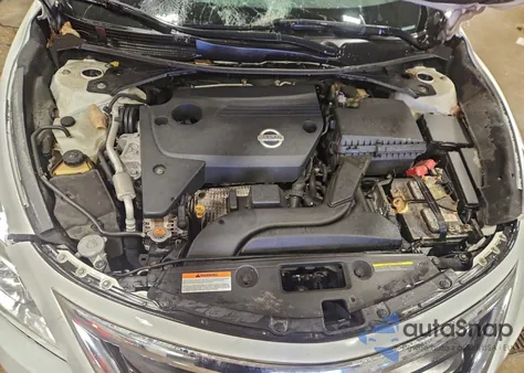 2015 Nissan Altima 2.5 z USA, uszkodzony, nr VIN 1N4AL3AP8FC263407